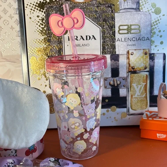 Hello Kitty Bundle - Picture 6 of 7